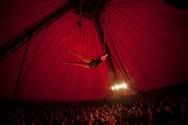 Romanes Cirque Tzigane, Paris