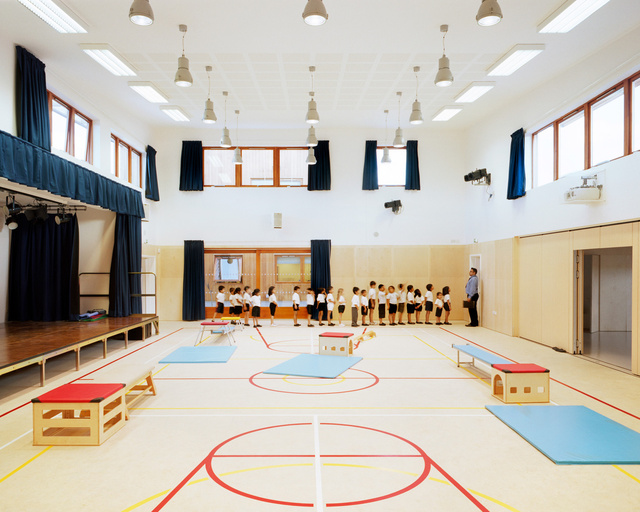 Krishna Avanti Primary School. Cottrell and Vermeulen Architects.