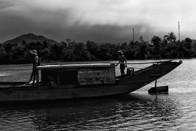 Boat on the perfume river 