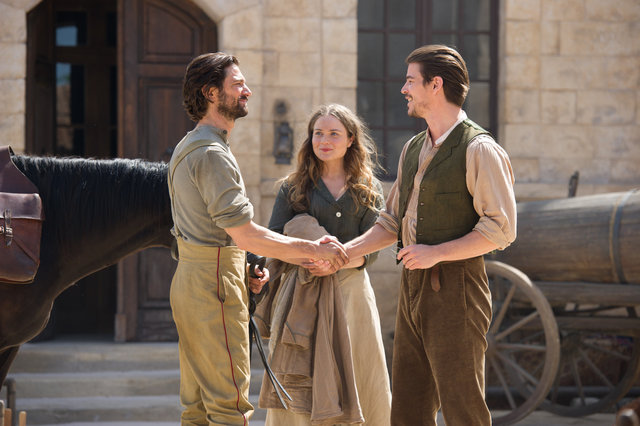 Michiel Huissman Hera Hilmar Josh Hartnett