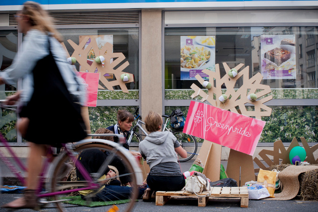 MESNAGE-parkingday-2011-06.jpg