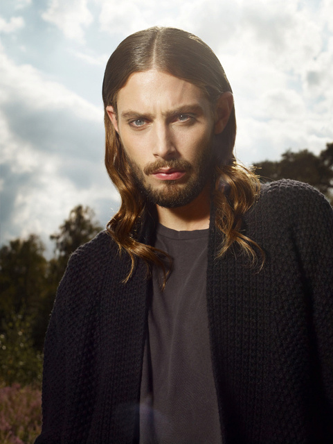 002_DP_PROPHET_68017_12red_68144_18re.jpg