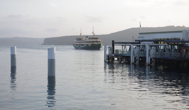 Manly Ferry (1) VB.JPG