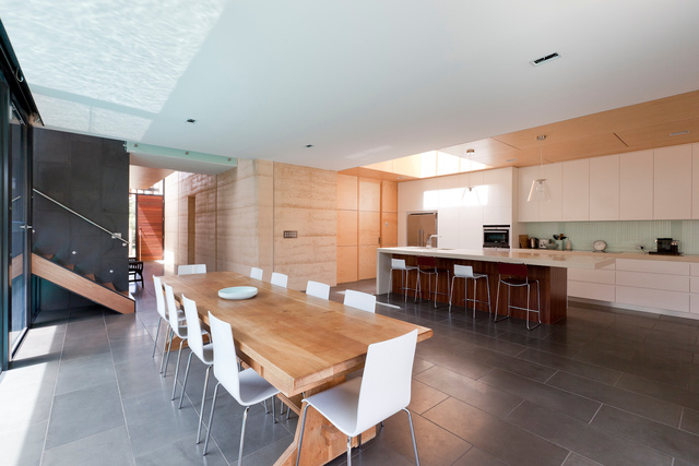 SWP_20110209-151WG.jpg