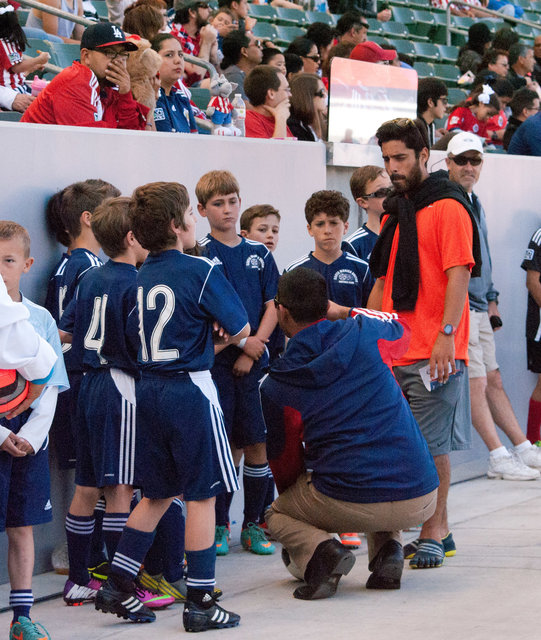 Chivas vs FC Dallas Halftime Game