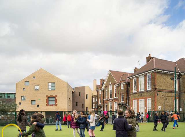 Lyndhurst School. Cottrell and Vermeulen Architects