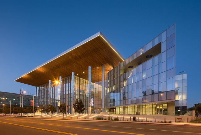Governor George Deukmejian Courthouse