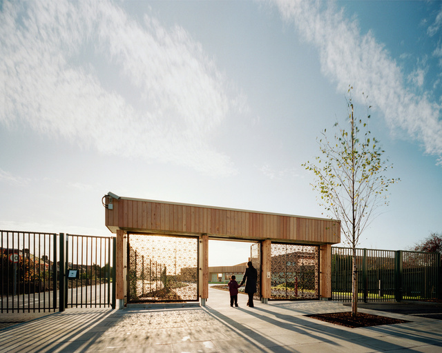Krishna Avanti Primary School. Cottrell and Vermeulen Architects.