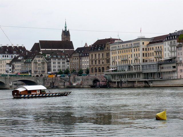 Rhine Ferry & Mittelbrucke Basel (2) VB.JPG