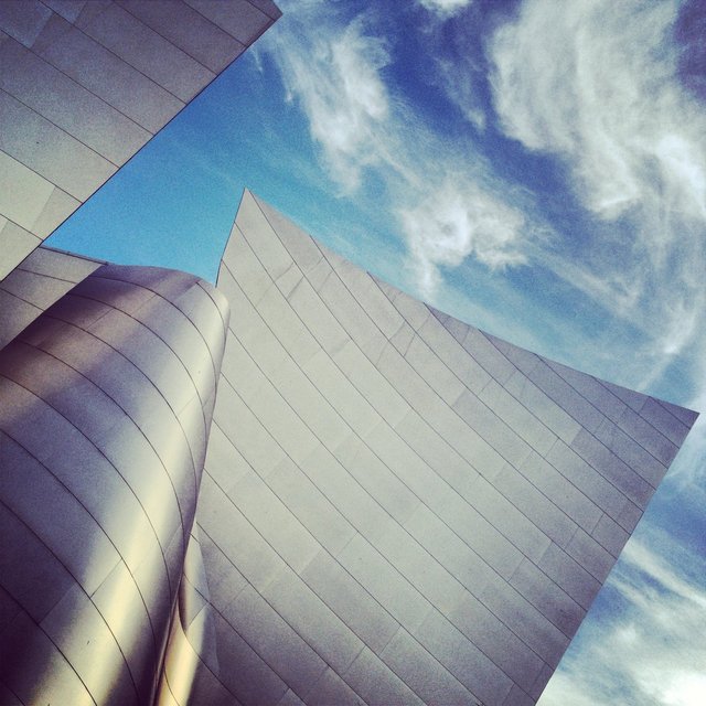 WALT DISNEY CONCERT HALL - SILVER15