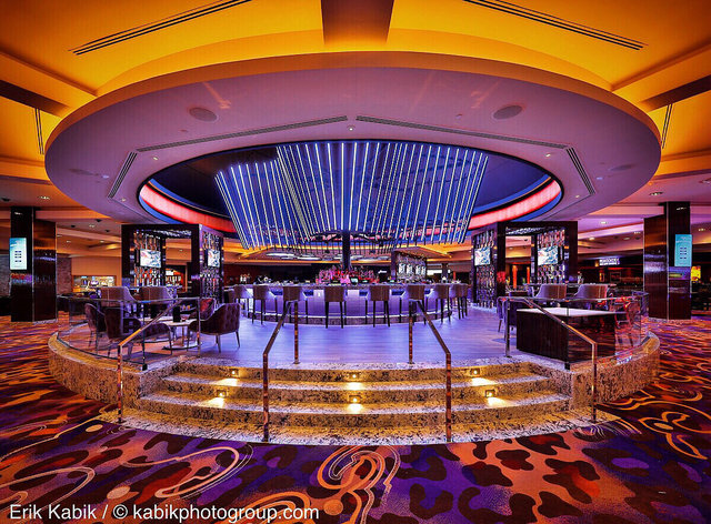 HRH Center Bar