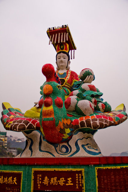 Buddist statue 1.JPG