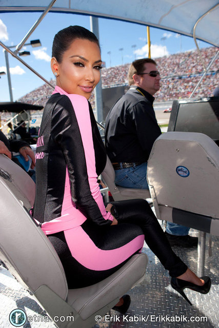 2_28_10_B_NASCAR_kim_kardashian_kabik-278.jpg