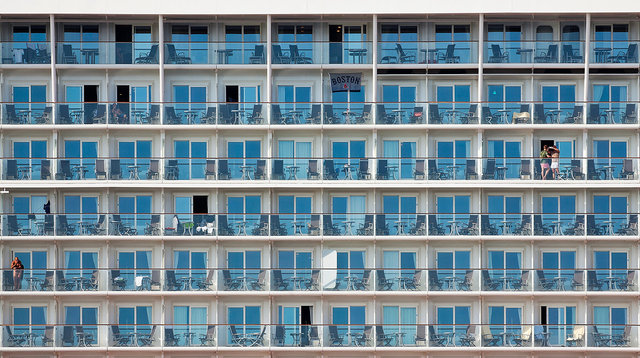 Celebrity Silhouette 8523 (2013)