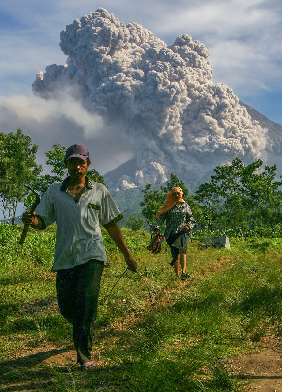 mount merapi eruption