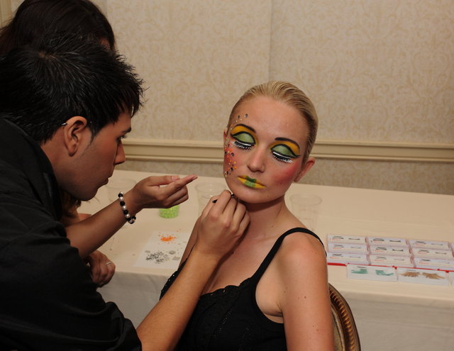fashionweeksept2009backstage003.JPG