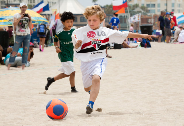 Brazil Stars finish as Champions<br>2012 Copa Cabana Santa Monica Tournament