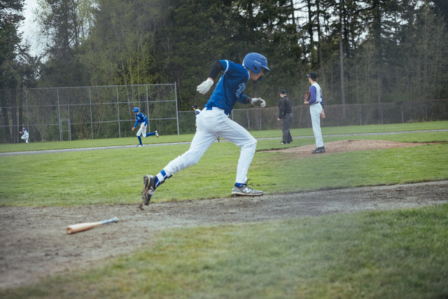 wilde-delta-vs-royals-may11-232.jpg