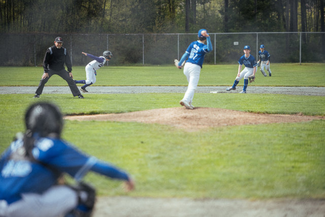 wilde-delta-vs-royals-may11-91.jpg