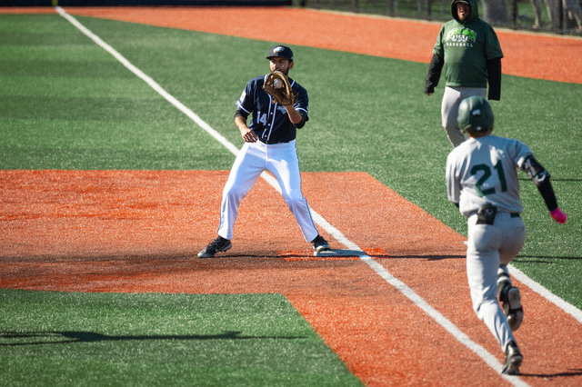 wilde-university-baseball-club-team-60.jpg