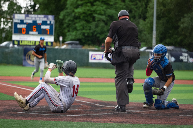 wilde-jays-2025playoffs-vs-twins-912.jpg