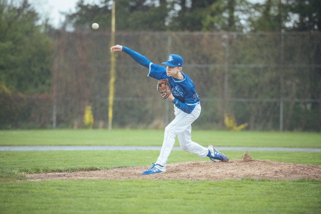 wilde-delta-vs-royals-may11-50.jpg