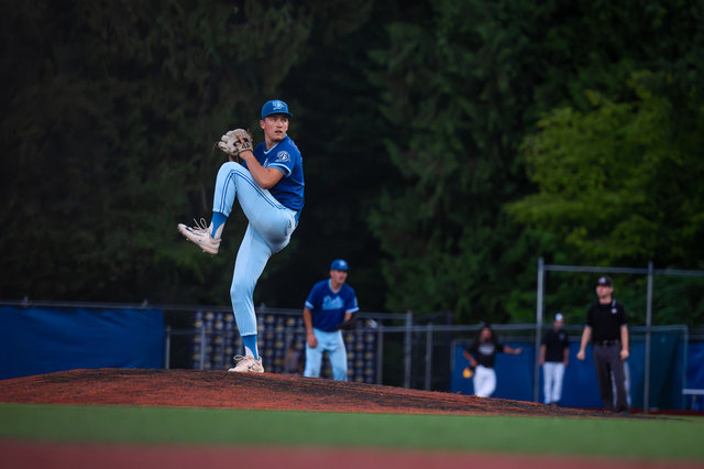 wilde-jays-2025playoffs-vs-langley-1040.jpg