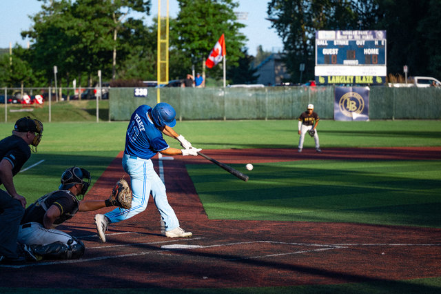 wilde-jays-2025playoffs-vs-langley-121.jpg