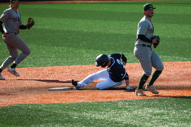 wilde-university-baseball-club-team-69.jpg