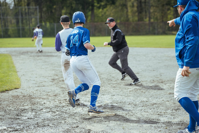 wilde-delta-vs-royals-may11-101.jpg
