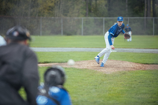 wilde-delta-vs-royals-may11-8.jpg