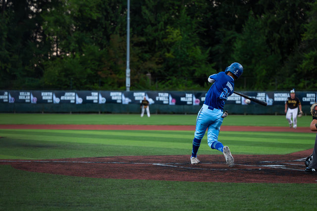 wilde-jays-2025playoffs-vs-langley-965.jpg