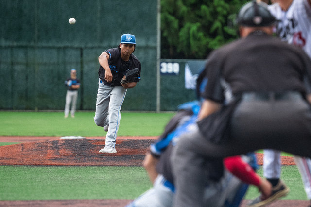 wilde-jays-2025playoffs-vs-twins-772.jpg