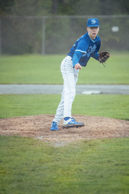 wilde-delta-vs-royals-may11-29.jpg