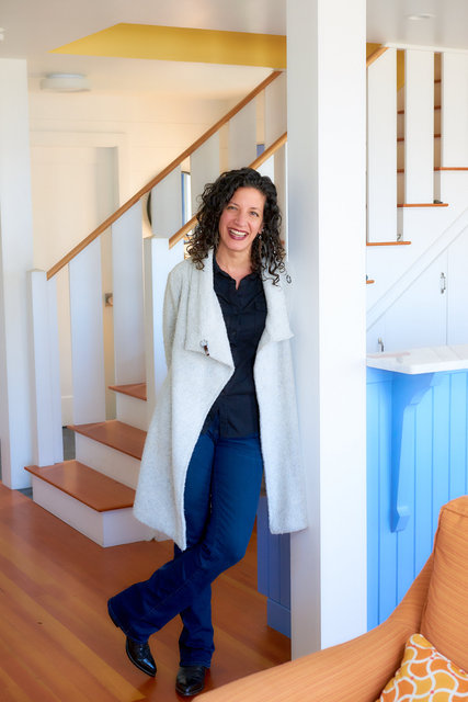 Jeanne Handy loves color!