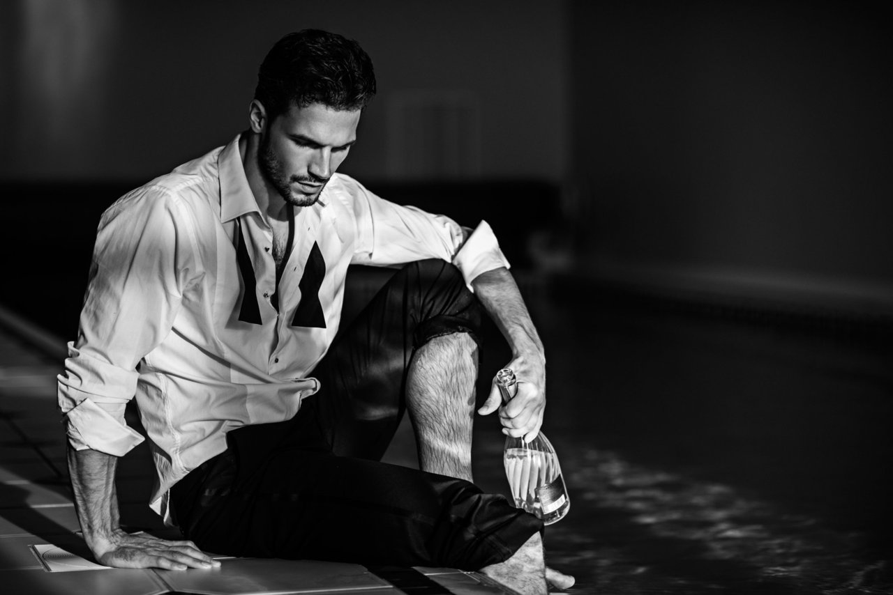 Адам Коуи торс