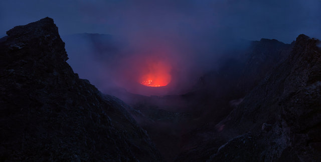 2015_Timezone_Nyiragongo_volcano_8417042_comp.jpg