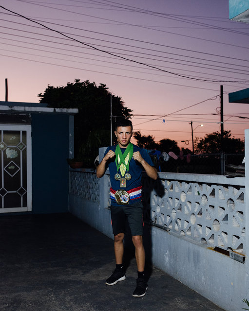 JohnFPeters_WEB_PR_BOXING_005.JPG