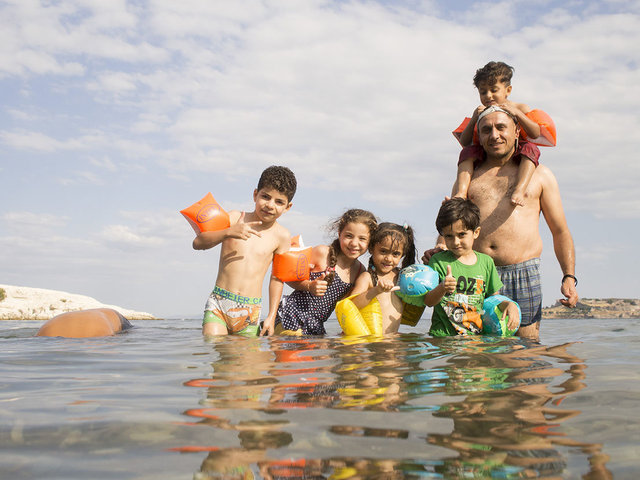 Lesbo_Lezioni di nuoto a bambini rifugiati_6