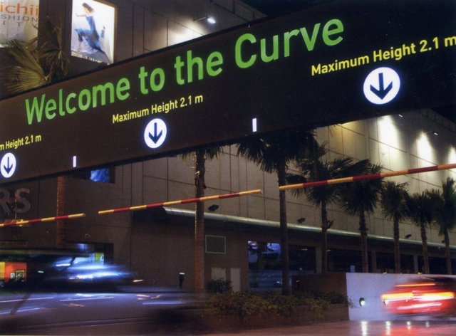 curve_02.jpg