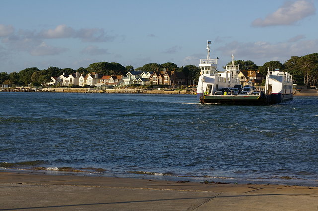 Poole Studland Ferry (2) VB.JPG