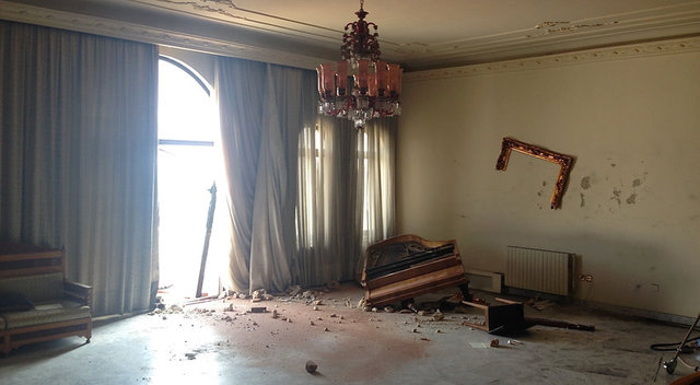 Dressed Set - Sadams Palace
