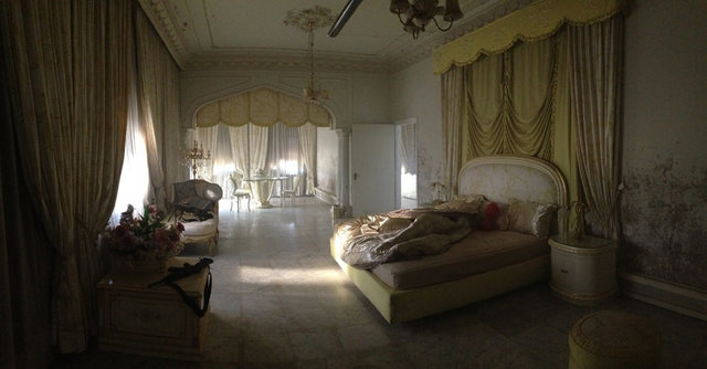 Dressed Set - Sadams Palace