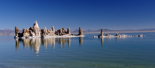 Tufa Towers at Mono Lake (23) VB.JPG