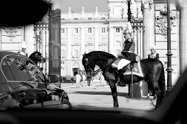 Approaching the Royal Palace