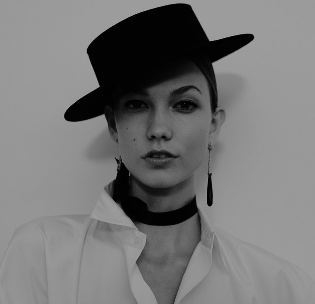 Kalie Kloss