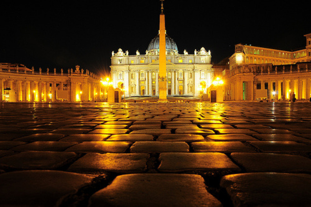 vatican02.jpg