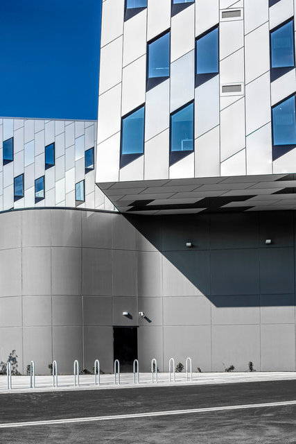 Clarion Energy Hotel