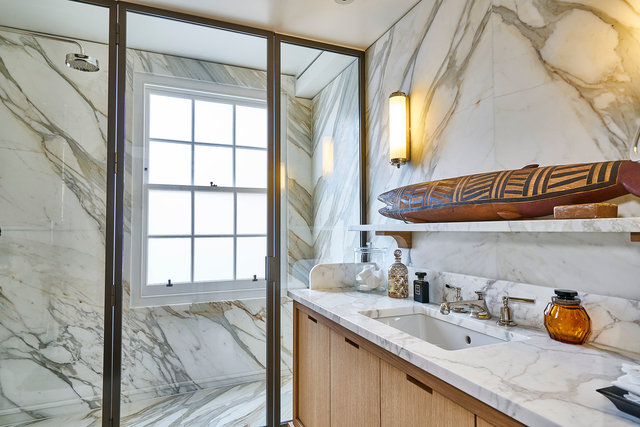 Clifford St 19May175306Bathroom 4-04 May17.jpg