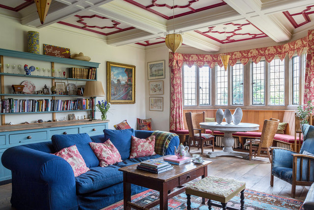 Asthall Manor